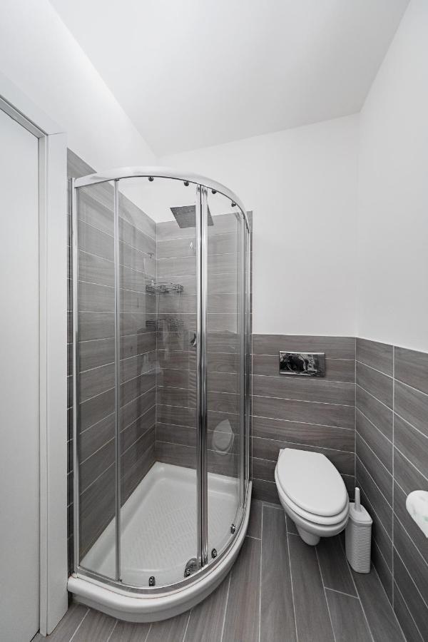 Appartamento Mazzini P1-25 By Wonderful Italy Sirmione Extérieur photo